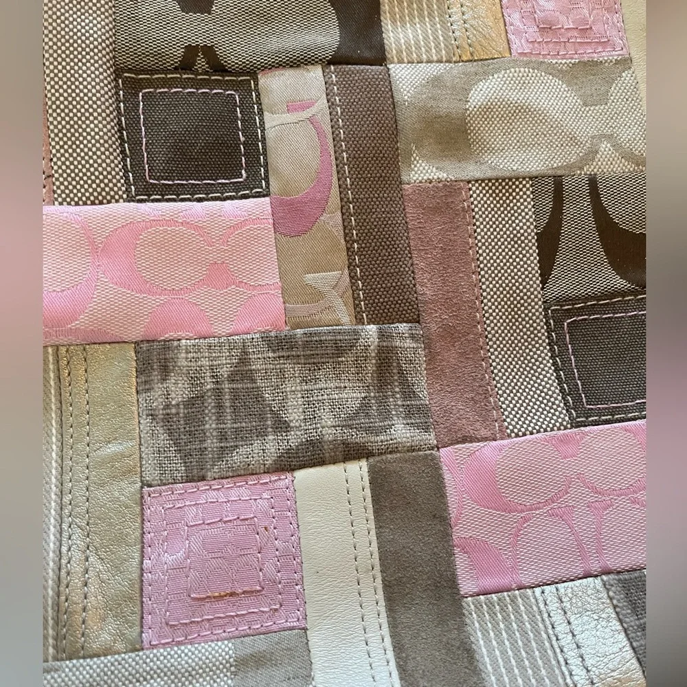 Y2K Coach | Patchwork Shoulder Bag - Picture 5 of 12